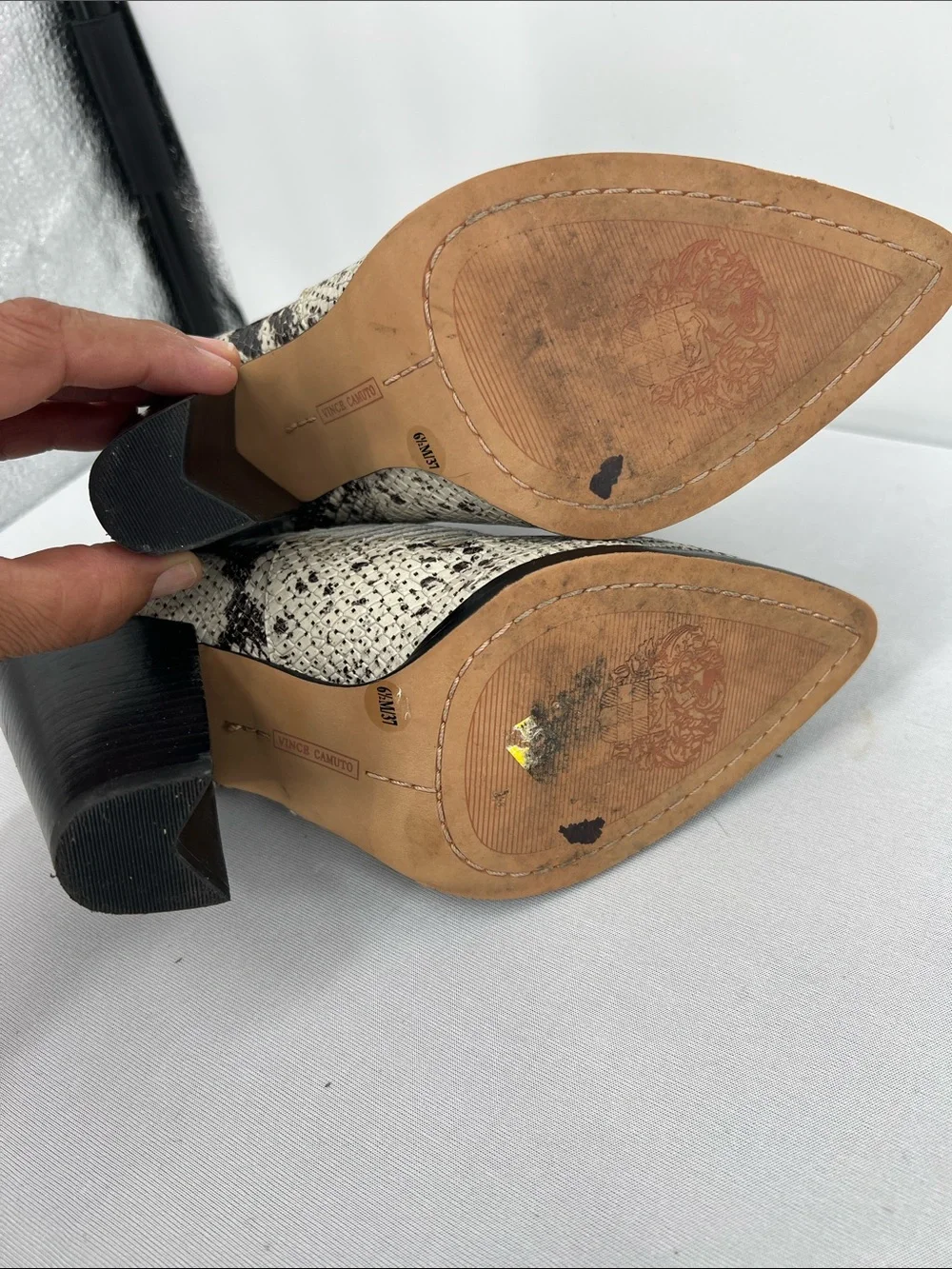 Vince Camuto Levana booties